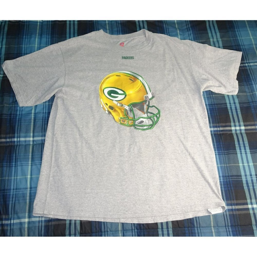 NFL Green Bay Packers Helmet T-Shirt Size XL